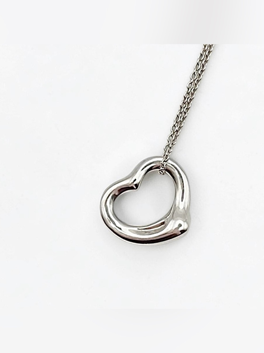 Tiffany & Co. Elsa Peretti 925 Sterling Silver 16mm Open Heart Pendant Necklace